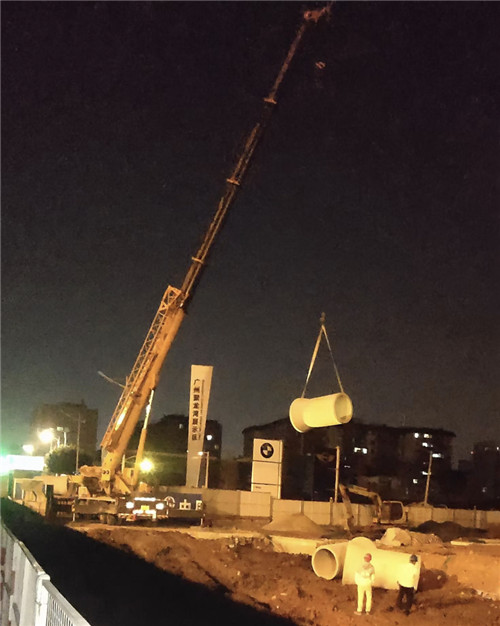 汝城县“弯臂矫正”—— 吊车的 “形变补偿” 技术